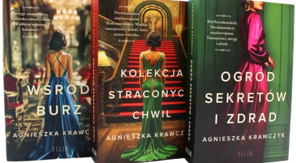 Trzy okładki książek Agnieszki Krawczyk: "Wśród burz", "Kolekcja straconych chwil", "Ogród sekretów i zdrad".