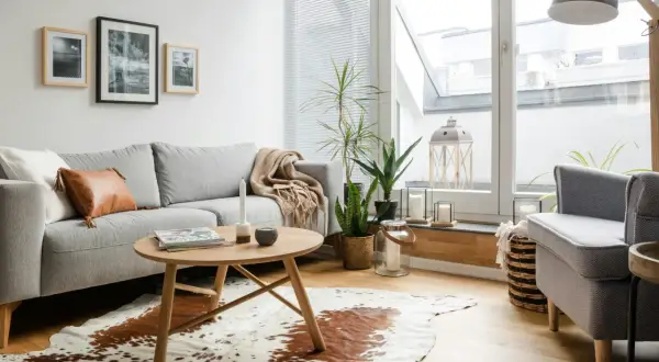 Kreative Ideen für ein modernes kleines Wohnzimmer, das beeindruckt