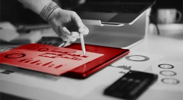 Kiedy zamawiający może odstąpić od umowy? Sprawdź ważne zasady
