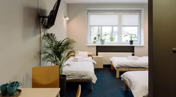 Jak wygląda nocleg w hostelu? Odkryj prawdziwe doświadczenia i udogodnienia