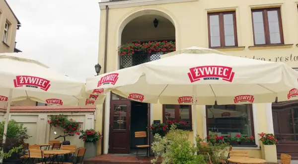 Gdzie zjeść w Chojnicach? Odkryj najlepsze restauracje i smaki