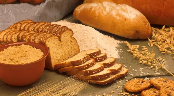 Jakie pieczywo przy Hashimoto: unikaj glutenu i dbaj o zdrowie