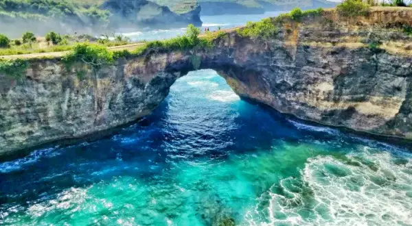 Ile trwa lot na Bali? Sprawdź, co musisz wiedzieć o czasie podróży