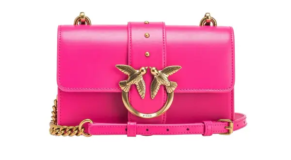 Różowa torebka Pinko Love Bag – oryginał, a nie podróbka. Złote logo z ptakami i łańcuszek.