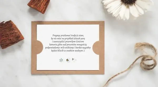 Wzruszające cytaty na rocznicę ślubu na kartce z życzeniami.