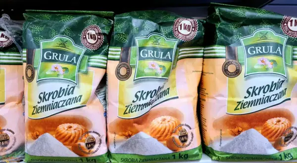 Mąka ziemniaczana to skrobia? Prawda o nazewnictwie i kuchni