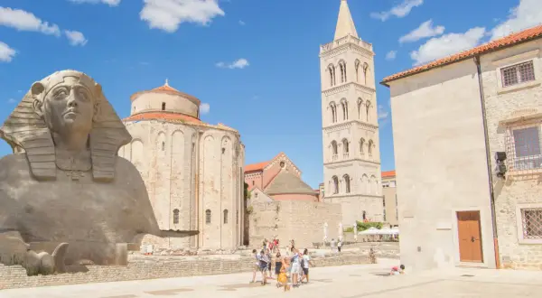 Zadar atrakcje, które zaskoczą każdego turystę w tym pięknym mieście