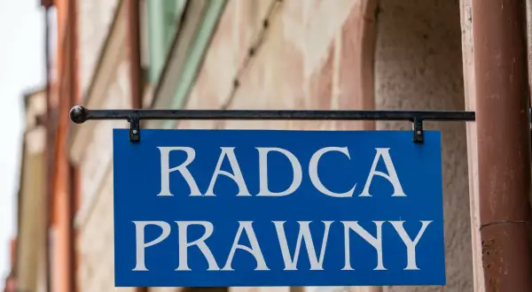 Ile kosztuje wizyta u radcy prawnego? Sprawdź ceny i porady