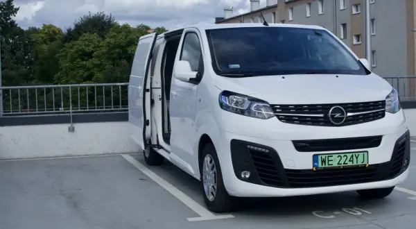 Opel Vivaro jaki silnik wybrać, aby uniknąć wysokich kosztów eksploatacji?