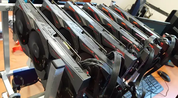 Koparka kryptowalut: Jak działa, czy się opłaca i co z podatkami?