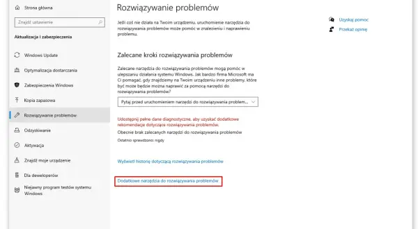 Ekran ustawień Windows z sekcją "Rozwiązywanie problemów". Widoczny przycisk "Dodatkowe narzędzia do rozwiązywania problemów", który może pomóc w rozwiązaniu problemów, np. błędu 0x80070002.