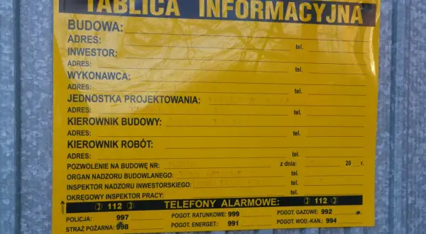 Pozwolenie na budowę budynku gospodarczego: Koszty i jak je obniżyć?