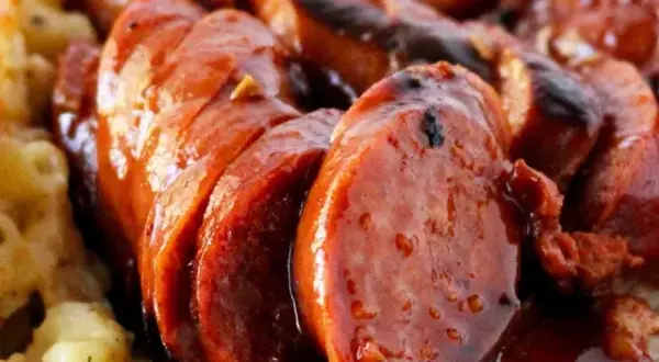 Rougail Saucisse: La liste d'ingrédients pour un plat réunionnais parfait
