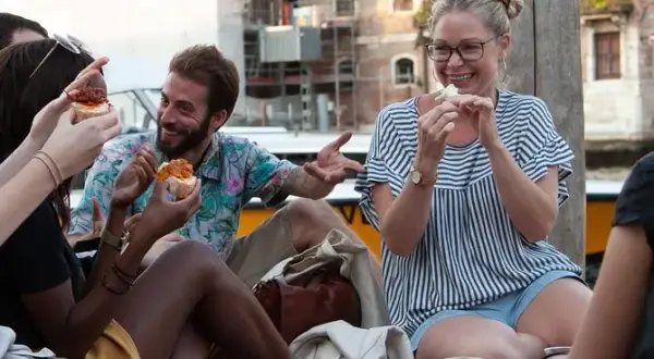 Venecia Tapas: Descubre el secreto de su fusión de sabores
