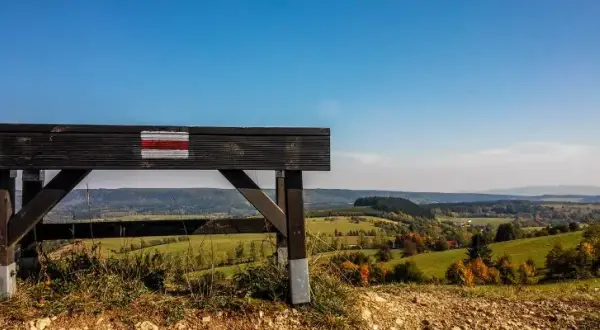 Duszniki-Zdrój: Góry Orlickie czy Bystrzyckie? Wybierz idealne szlaki