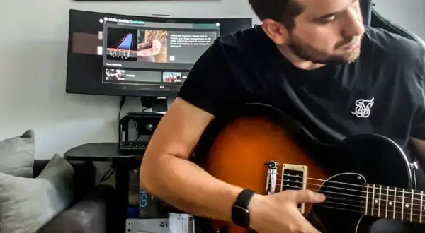 Jak podłączyć gitarę do laptopa? Poradnik krok po kroku!