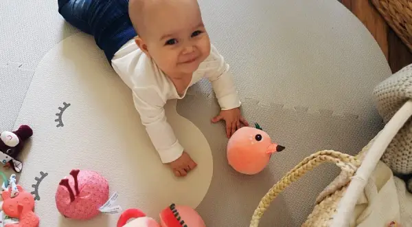 Zabawki sensoryczne dla 10 miesięcznego dziecka, które rozweselą malucha