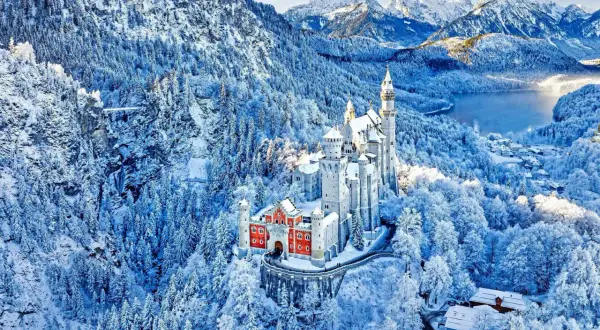 Deutschlands blaue Berge: Wo die Sehnsucht zur Realität wird