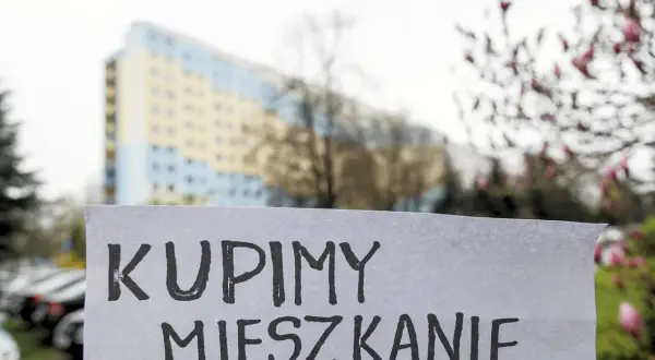 Kupimy mieszkanie. Zastanawiasz się, ile kosztowało mieszkanie w latach 80.? Zobacz, jak wyglądały bloki i co wtedy było ważne.