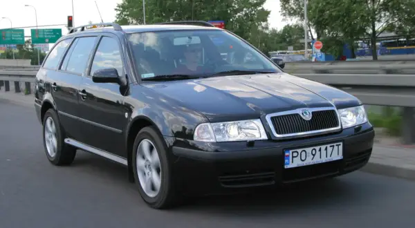 Kombi bezawaryjne do 20 tysięcy: Jakie modele są najlepsze i tanie?