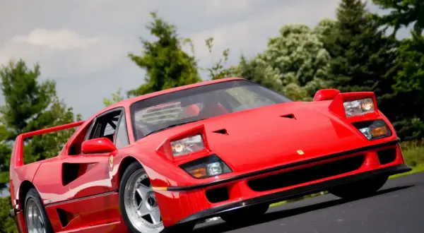 Ile kosztuje Ferrari F40? Cena, historia i sekrety wartości legendy