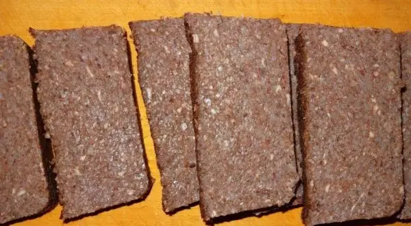 Jak przygotować kaszankę z suszoną krwią – krok po kroku do smaku