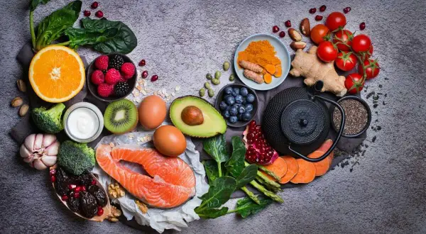W jakich produktach jest najwięcej cholesterolu i jak ich unikać