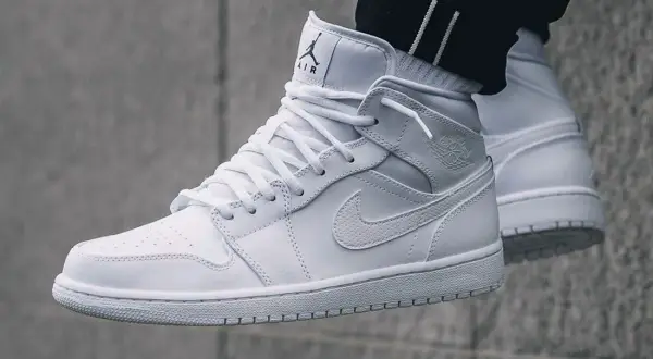 Air Jordan 1 Retro Mid White Platinum - Ceny, specyfikacje i dostępność