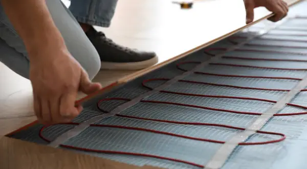 Jakie panele na ogrzewanie podłogowe elektryczne - najważniejsze parametry