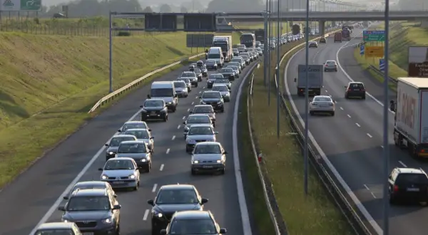 Czy można zapłacić za przejazd autostradą po przejechaniu? Oto, co musisz wiedzieć