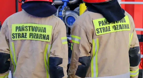 Ile wynosi mundurówka w straży pożarnej? Zaskakujące zmiany w 2023