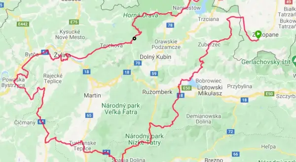 Mapa drogowa z zaznaczoną czerwoną trasą motocyklową przez Słowację.