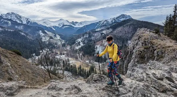 Tatry w maju: Bezpieczne szlaki, sprzęt i czego unikać?
