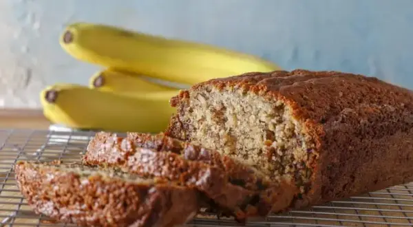 Jak zrobić chleb bananowy – prosty przepis na pyszny wypiek