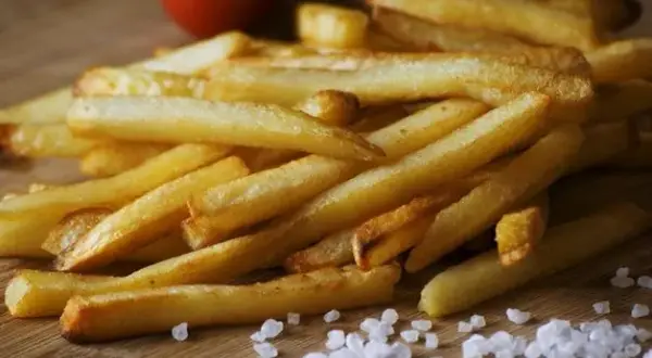 Przyprawianie frytek: Odkryj sekrety idealnego smaku!