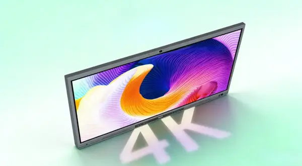 Elegancki monitor z kolorowym, abstrakcyjnym wzorem na ekranie, prezentujący rozdzielczość 3840 x 2160.