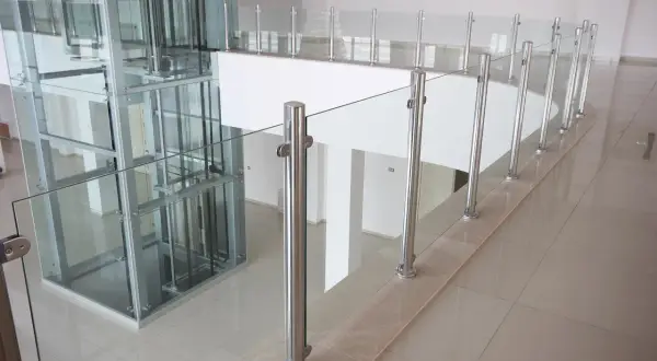 Jak zamontować słupek balustrady - uniknij najczęstszych błędów