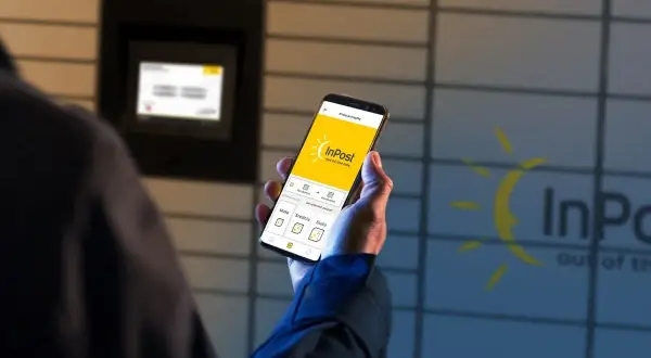 Odbiór paczki w inpost skrytce za pomocą aplikacji mobilnej.