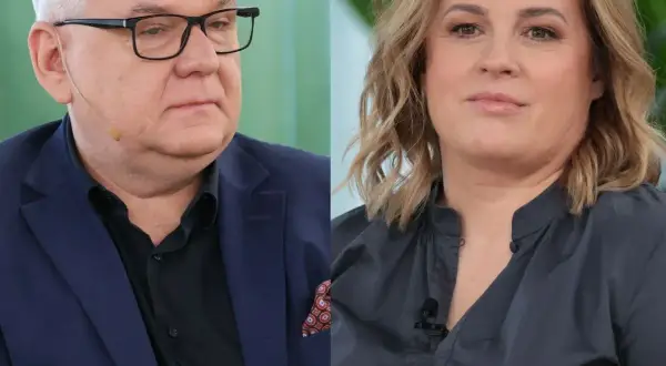 Artur Andrus z żoną, uśmiechnięta para podczas wywiadu.