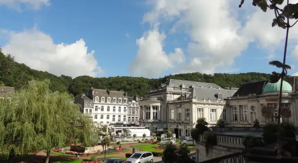 Prawda o SPA: Belgijskie miasto, nie łaciński skrót