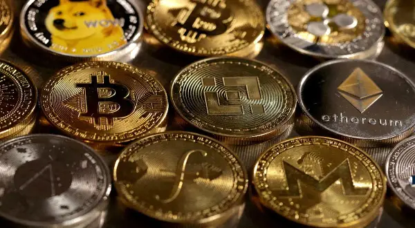Kryptowaluty, takie jak Bitcoin i Ethereum, budzą pytania o przyszłość finansów. Kiedy w Polsce pojawi się CBDC?