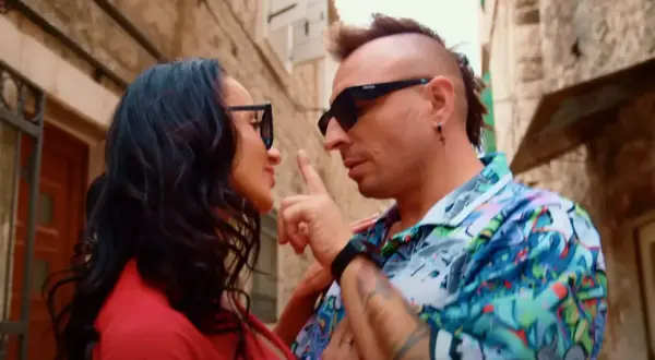 Ruda tańczy jak szalona: Tekst, kulisy i dlaczego to hit?