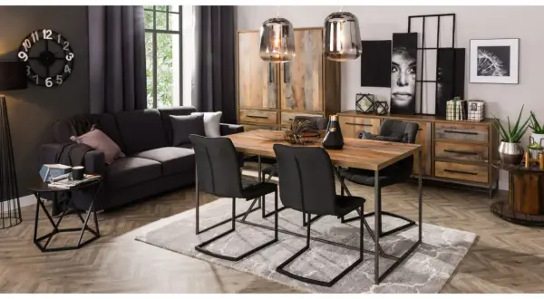 Jakie dodatki do czarnych mebli w salonie? 7 inspirujących porad