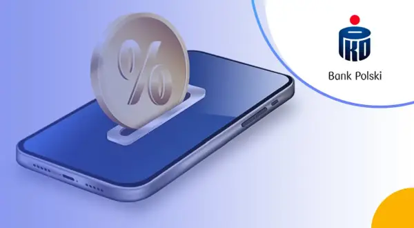Złota moneta z symbolem procenta wsuwa się do slotu w smartfonie. To wizualizacja lokaty mobilnej PKO BP.