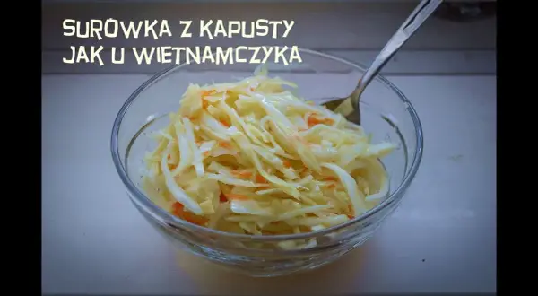 Kultowa surówka z białej kapusty "jak u chińczyka" przepis!