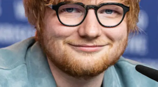 Ed Sheeran skąd pochodzi? Odkryj jego niezwykłe korzenie i wpływy