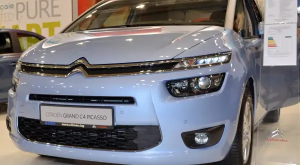 Citroën C4 Grand Picasso: Pojemność baku, rezerwa ile litrów?