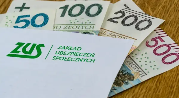 ZUS i polskie banknoty 50, 100, 200, 500 zł. To symbol tego, co to renta i wsparcie finansowe.