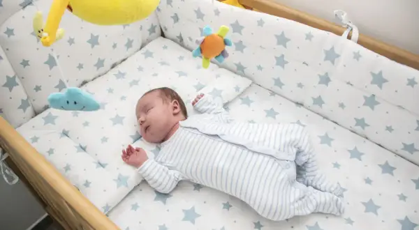 Jak uśpić dziecko? Sprawdzone metody i spokojna noc dla rodziców