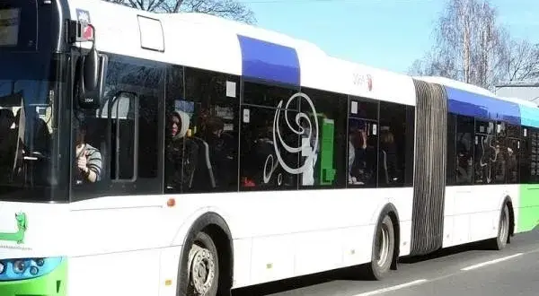 Kto może jeździć za darmo komunikacją miejską w Szczecinie? Sprawdź!